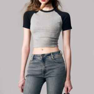 Taux raisonnable femmes haut court dernière mode qualité supérieure anti-rides Offre Spéciale haut tendance femmes haut court avec le meilleur design - Product Image 1