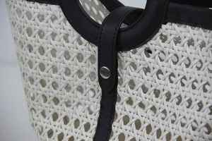 Bolso de PVC de playa de verano para mujer, superventas, nuevo estilista, moda minimalista con asas de anillo, regalo de belleza para mujer - Product Image 2