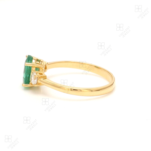 1.00Cts Esmeralda zambiana natural Anillo de tres piedras con diamante redondo 14K Oro sólido Acabado de alta calidad Anillo de lujo fino de piedras preciosas - Product Image 2