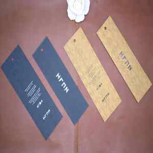 ป้ายแขวนเสื้อผ้าแบบกำหนดเองขายดี พร้อมโลโก้แบรนด์ ทำจากกระดาษคุณภาพสูงสำหรับเสื้อผ้า - Product Image 3