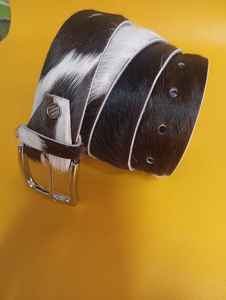 Ceintures en cuir véritable vintage unisexes en gros, logo personnalisé, boucle en alliage lourd artisanale, cuir de vache élégant, imperméable - Product Image 6
