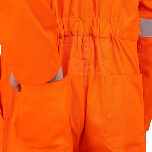 Nuevos Overoles de Trabajo Unisex Wears World Hechos con el Mejor Material de Poliéster, Personalizables con Detección de Agujas e Impresión Digital - Product Image 6