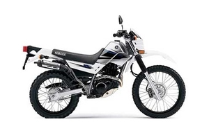 Motocicleta Yamaha XT225 Doble Propósito, 223cc, Ligera, Rendimiento en Carretera y Todoterreno, Nueva en Stock, en Venta - Product Image 3