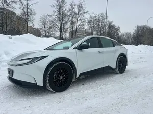 2025 B X 5 V 5 0 SUV AWD R18 Neumáticos Batería de Litio Asientos de Cuero Cámara Trasera Techo Solar Panorámico Luces LED Batería de 110 kWh - Product Image 6