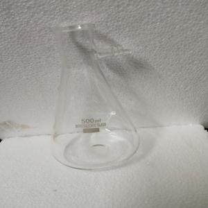 Frasco de Filtración Cónico de Vacío de Vidrio Borosilicato de 500 ml con Cuello de Perno y Tubulación Lateral para Uso en Laboratorio, Marca MAYALAB - Product Image 1