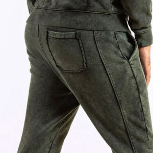 Pantalon de survêtement pour hommes en éponge délavée avec logo personnalisé Pantalon délavé à l'acide - Product Image 5