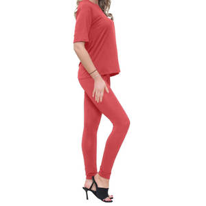 Ensemble t-shirt et legging à motif solide pour femmes à forte demande, dernière collection à des prix raisonnables - Product Image 4
