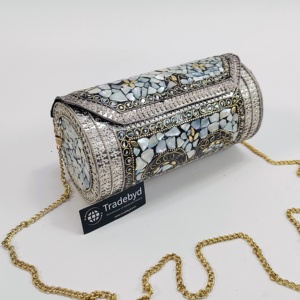 Pochette métallique élégante en argent avec chaînes de perles et fleurs-pour les soirées de fête à la mode et les événements de mariage Tradebyd - Product Image 3