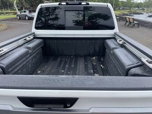 CLEAN USADO 2024 Nissan Titan Platinum Reserve Crew Cab 4WD - Product Image 6