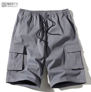 Pantalones Cortos Deportivos Casuales Transpirables de Cintura Media con Estampado de Lona de Secado Rápido para Hombre con Logotipo Personalizado - Product Image 1