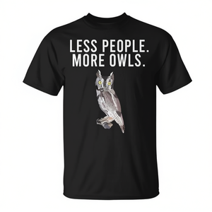 Camiseta Less People More Owls con diseño de búho silbador occidental, color negro, ajuste unisex - Product Image 2