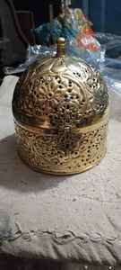 กล่องเก็บของทองเหลืองแกะสลักด้วยมือพร้อมลายดอกไม้สลักและลายนูนสำหรับร้านค้าในบ้านตามสั่ง - Product Image 6