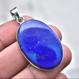 Pendentifs en pierres précieuses naturelles de meilleure qualité Cabochon Pierres précieuses semi-précieuses Pendentifs en vrac Pendentif en cristal Pierres de haute qualité - Product Image 1