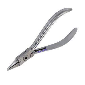 Alicate Ortodóntico de Pico de Pájaro de 5.25 Pulgadas, Herramienta Dental de Acero Inoxidable para Doblar Alambres de Arco, Dar Forma a Alambres, Tratamientos de Ortodoncia - Product Image 1