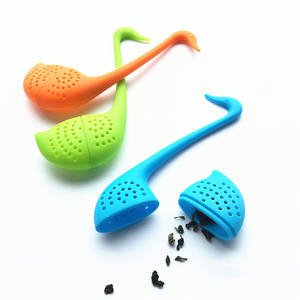 Infuseur à thé en silicone de qualité alimentaire sans BPA, non toxique, anti-fuite, pour la maison, le bureau, les voyages, design cygne - Product Image 2