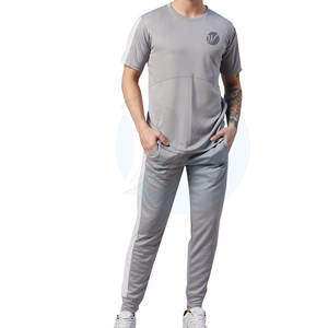 Conjuntos Deportivos de Verano para Hombre, Hechos a Medida, Ligeros, Cuello Redondo, Color Sólido, Transpirables, para Adultos, Directo de Fábrica - Product Image 1