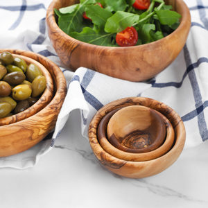 Ensemble de 6 bols en bois faits à la main, allant des petites aux moyennes tailles, en bois d'olivier, avec conditionneur de bois biologique GRATUIT, SKU BS011 - Product Image 3