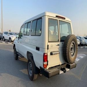 TOYOTA-camioneta LAND CRUISER V8, opción completa, 2017, 2018, 2020 - Product Image 4