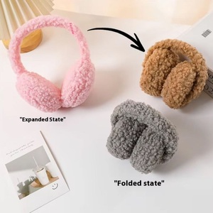 Cache-oreilles d'hiver en peluche mignons pour femmes, doux et chauds, en fausse fourrure et polyester, avec bandeau tendance pour les activités de plein air - Product Image 2