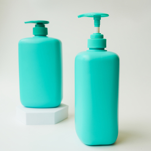 Fábrica de Vietnam al por mayor HDPE 1000ml botella de loción vacía de plástico ovalado bomba de prensa para el cuidado de la piel suero y champú embalaje - Product Image 1