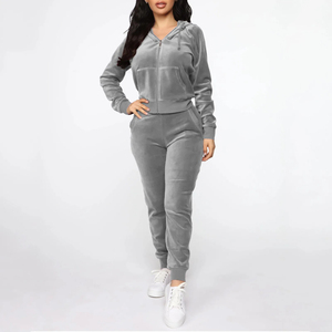 Collection Hiver : Ensemble Survêtement Personnalisé 2 Pièces pour Femme – Sweat à Capuche et Pantalon de Jogging – Vente en Gros - Product Image 1