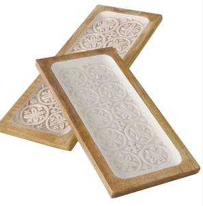 Plateaux de forme rectangulaire de vente chaude plateau de service en bois massif avec poignées en métal pour la maison et les restaurants à un prix compétitif - Product Image 4