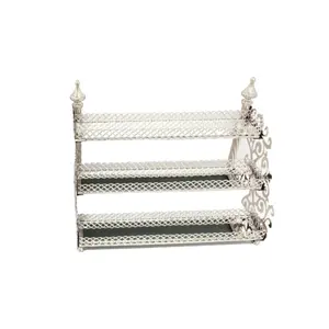 Plateau de service en métal de forme rectangulaire Plateau de designer fait à la main de belle qualité Plateau de service en métal fantaisie de table élégant classique - Product Image 1