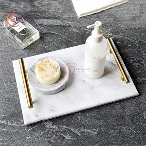 Plateau en marbre moderne pour servir la nourriture et le petit déjeuner Plateau de couleur blanche avec poignée en acier inoxydable plaqué or Design unique - Product Image 5