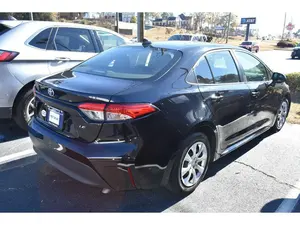 Toyota Corolla LE 2024 - Product Image 4