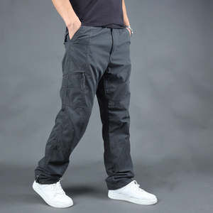 Vente en gros de pantalons de travail tactiques doublés en polaire épaissie grande taille pour hommes, pantalons d'extérieur en coton à poches multiples - Product Image 5