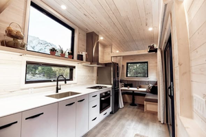 บ้านเคลื่อนที่ขนาดเล็ก Land Ark RV Draper 30 ฟุต พร้อมระเบียงขนาดใหญ่กลางแจ้ง ห้องนั่งเล่น ห้องพักแขก - Product Image 2