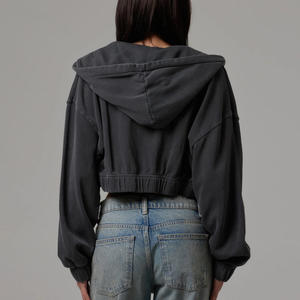 Sudaderas con capucha recortadas para mujer con opciones de impresión personalizadas Sudaderas de longitud corta de moda Diseño cómodo para uso diario - Product Image 5