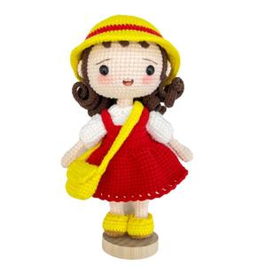 Poupées de personnages de dessins animés mignonnes faites à la main au crochet, figurines décoratives avec des boules de cerise - Product Image 5