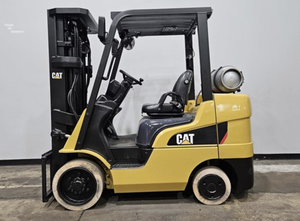 Oferta Exclusiva de Subasta para Montacargas 2C6000 con Neumáticos Acolchados de 2017, Capacidad de Carga de 6000 Libras - Product Image 5