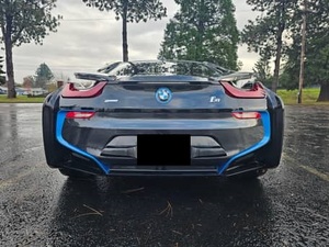 2016 l 8 AWD Double Drive R18 Tires Lithium Battery Leather Seats <b>Panoramic</b> Sunroof - Product Image 2