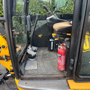 Mini Excavadora JCB 8026 CTS Económica y Accesible en Venta, Excavadora Compacta de 2.6 Toneladas, Envío Inmediato del Proveedor - Product Image 6