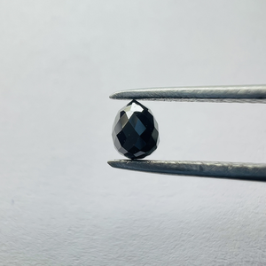 Diamant Briolette de Qualité VVS2 Cultivé en Laboratoire, Pierre Libre pour la Fabrication de Bijoux, Présentant des Proportions Raffinées, Finition de Grade Professionnel - Product Image 4