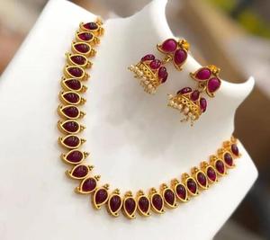 Ensembles de bijoux de mode de mariage Antique traditionnel femmes Simple sud indien Temple collier ras du cou lourd plaqué or Style moderne - Product Image 3
