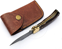 Couteaux de poche pliants en acier damas faits à la main Offre Spéciale personnalisés avec manche en bois en cuir beaux pour le camping en plein air Support OEM