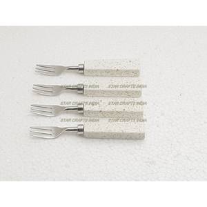 Venta al por mayor de fábrica Juego de tenedores de plata Resina y acero inoxidable Cena de Navidad Juego de tenedores de frutas Tenedor y cuchara de frutas Juego de cubiertos - Product Image 6