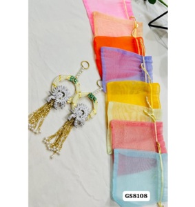 Cadeau de Diwali indien Belle Krishna Shubh Labh Tentures avec Organza Potli Budget Friendly Return Gift Set Ganpati Puja Gift - Product Image 1