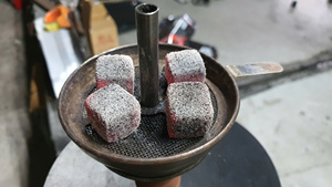 Charbon de bois de noix de coco sans danger pour la santé, non toxique fabriqué au Vietnam par BIWOOD COMPANY, prêt à vendre - Product Image 5