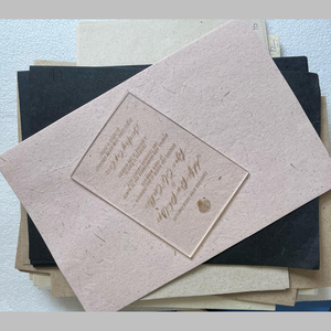 Invitaciones de boda de acrílico y vidrio de lujo hechas a medida Tarjetas coleccionables hechas a mano para papelería y boutiques - Product Image 3