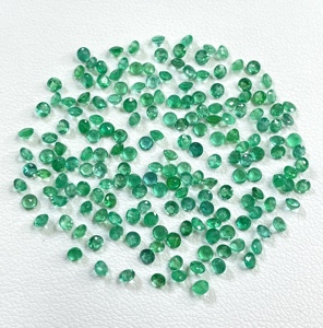 Esmeralda Zambiana Natural Lalas, Corte Redondo, Color Verde Medio, 2-2.25mm, Calibrada, Alta Calidad, Gema Suelta para Joyería - Product Image 3