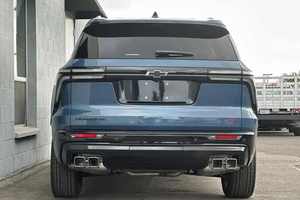 Chevrolet Traverse RS AWD 2023 Usado, Limpio, Volante a la Izquierda, Asientos de Cuero, Cámara Trasera - Product Image 3