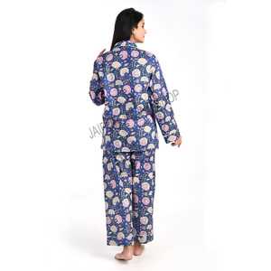 Las mujeres de confort de lujo ropa de dormir de algodón impreso conjunto de pijamas - Product Image 4