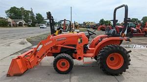 Segunda mano Kubota 2018 L3901 Tractor 4x4 Motor diésel Precio asequible - Product Image 3