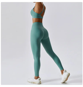 Ensemble de sport 2 pièces pour femme, ensemble de yoga 2025, vêtements de sport extensibles, ensembles de vente en gros, vêtements de fitness pour femmes - Product Image 2