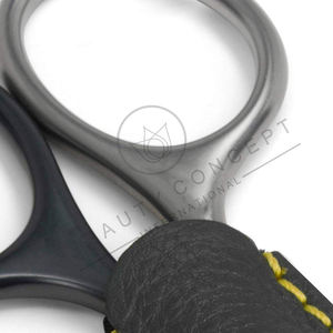 Ciseaux de manucure en acier inoxydable de 3.5mm d'épaisseur Ciseaux à ongles incurvés Ciseaux à cuticules noirs Concept de beauté International Respectueux de l'environnement - Product Image 5