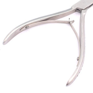 ผู้ผลิตโดยตรงจากโรงงาน คีมตัดกระดูกแบบใช้มือ สแตนเลสเยอรมัน ได้รับการรับรองมาตรฐาน CE เกรดทางการแพทย์ MOQ ต่ำ - Product Image 4